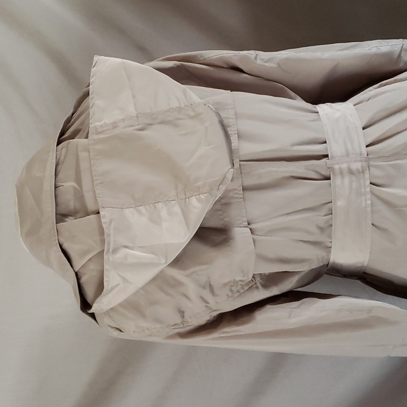 NEW Via Spiga Packable Belted Rain Trench Coat - Picture 8 of 12